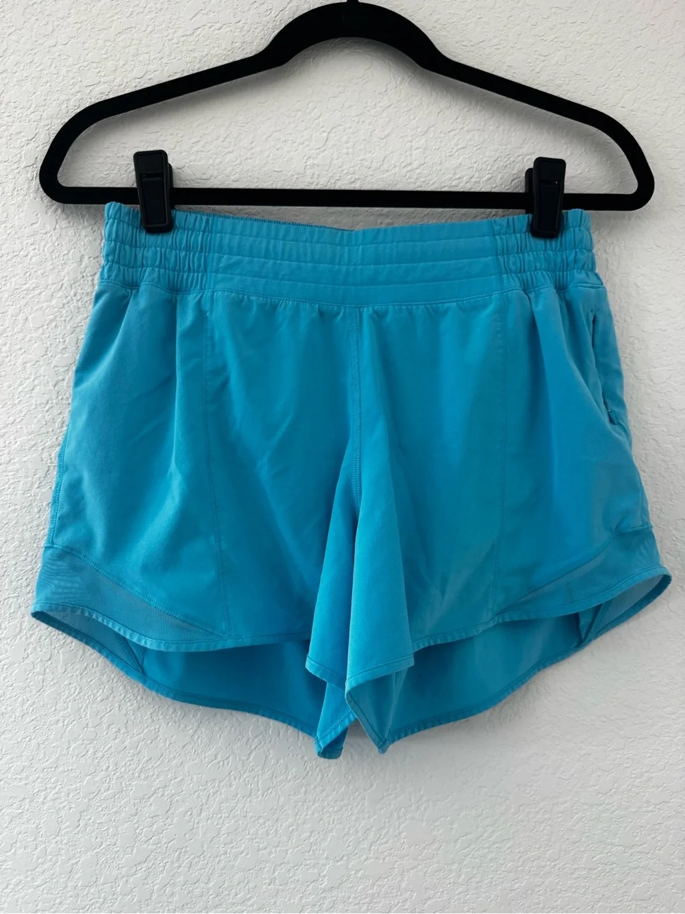 Lululemon Hotty-Hot High-Rise Lined Shorts 4” Bright Turquoise Blue